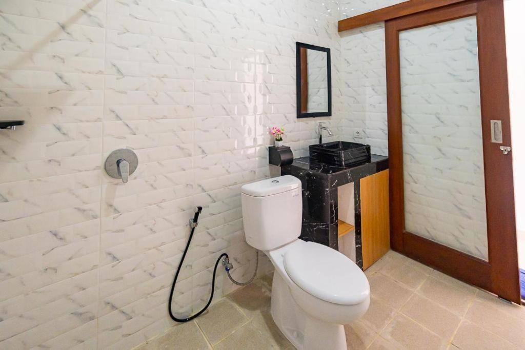 Bagas Bagus Guesthouse Canggu Esterno foto